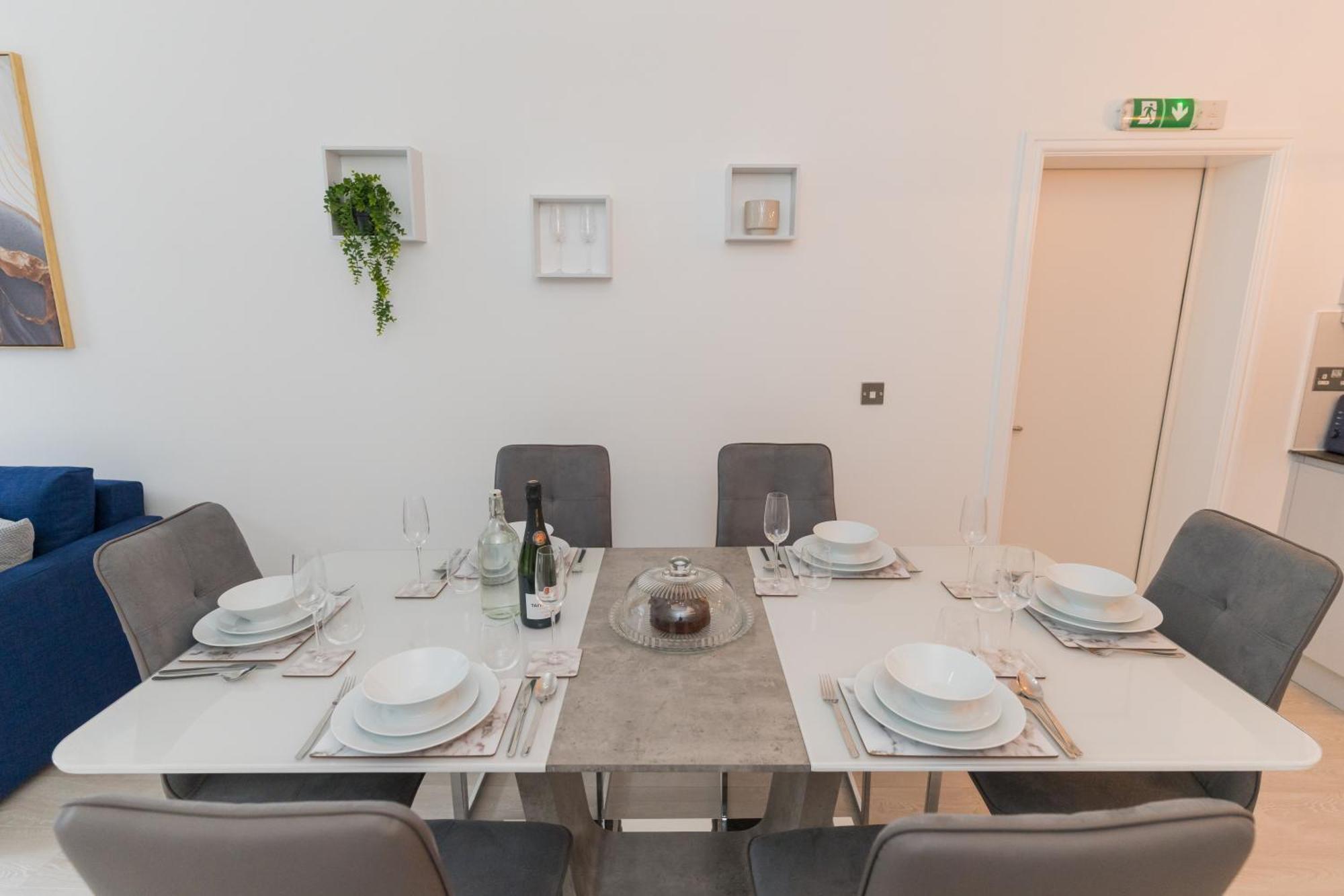 Luxurious 2 Bed Birmingham House Free Parking - Sleeps 6 Apartment Екстериор снимка