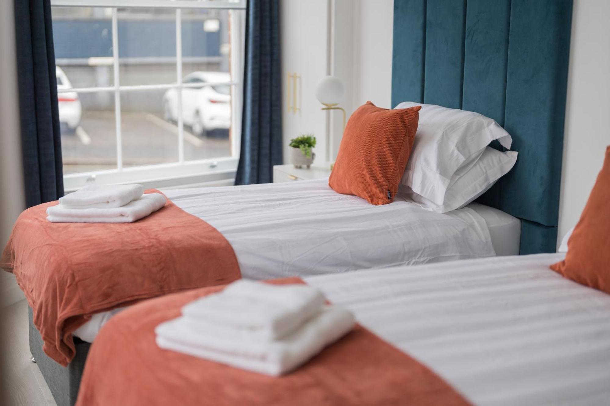 Luxurious 2 Bed Birmingham House Free Parking - Sleeps 6 Apartment Екстериор снимка