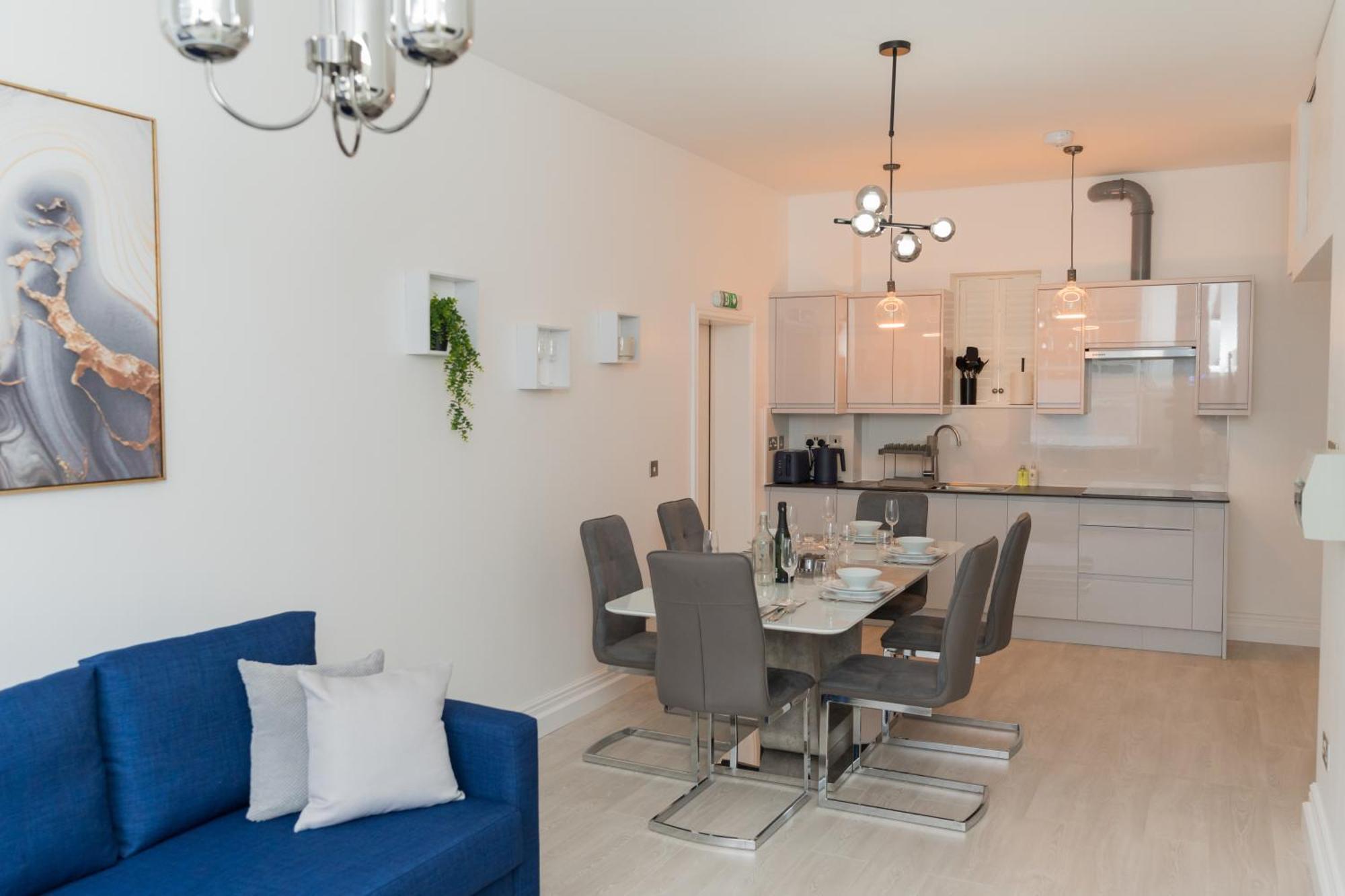 Luxurious 2 Bed Birmingham House Free Parking - Sleeps 6 Apartment Екстериор снимка