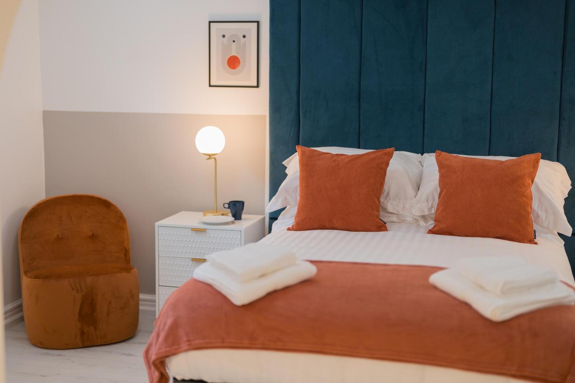Luxurious 2 Bed Birmingham House Free Parking - Sleeps 6 Apartment Екстериор снимка