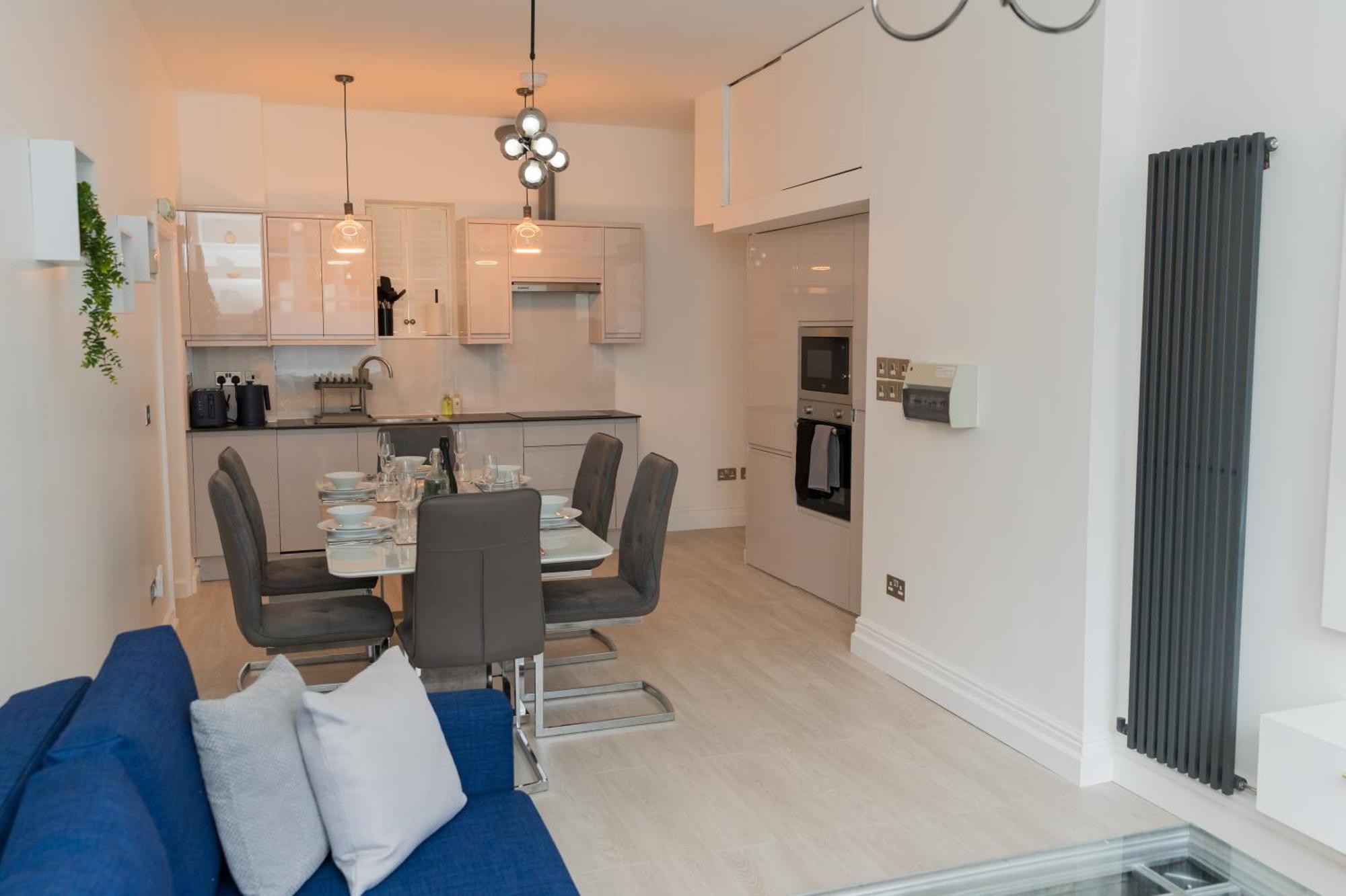 Luxurious 2 Bed Birmingham House Free Parking - Sleeps 6 Apartment Екстериор снимка